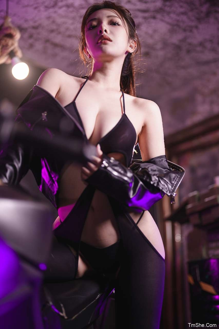 「雯妹不讲道理」摄影素材 – 《特务W》(75P/1V/1.65GB)-猫萌