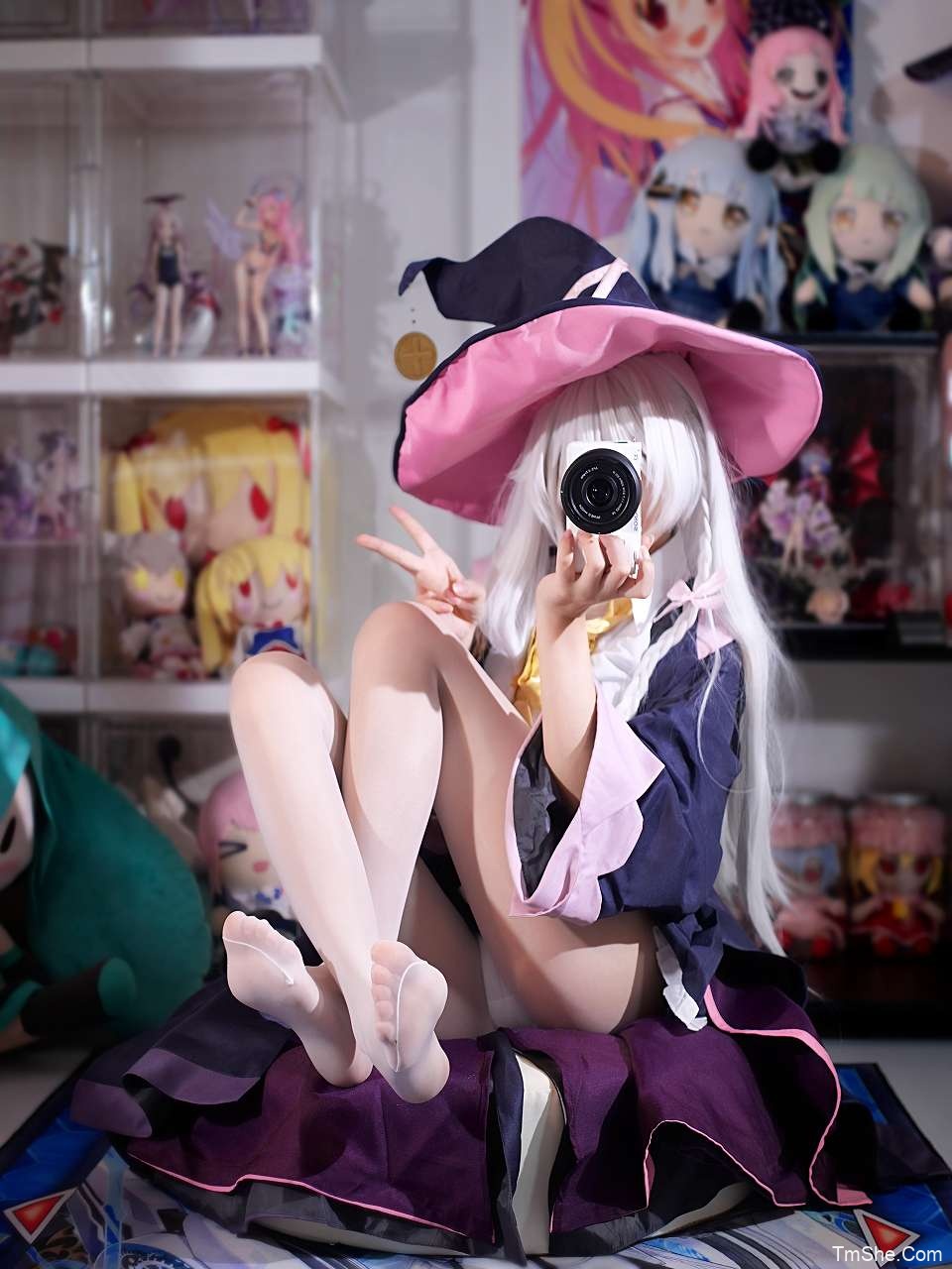 「白栎Shirly」绘画参考 – 伊蕾娜(118P/20V/7.10GB)-猫萌
