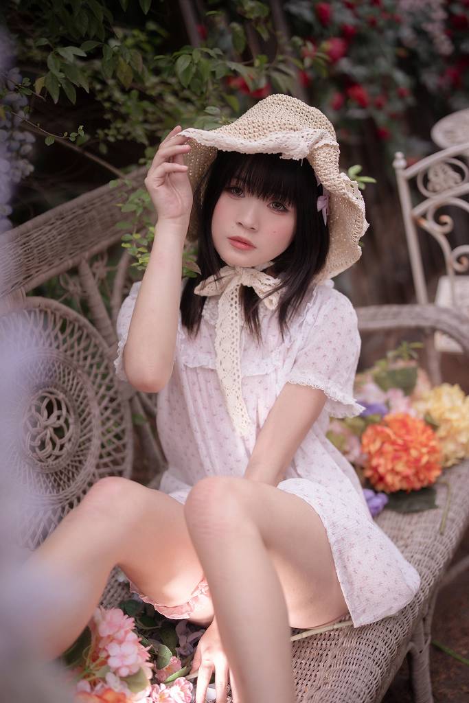 漫入花间捕捉少女慵懒，渡久山新作(盛夏物语)-猫萌